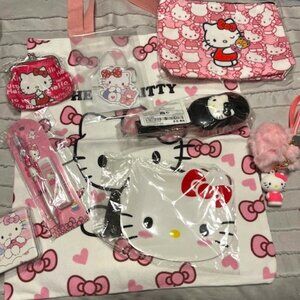 Hello Kitty Lot #7 - NEW